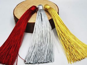 φούντες για γούρια
