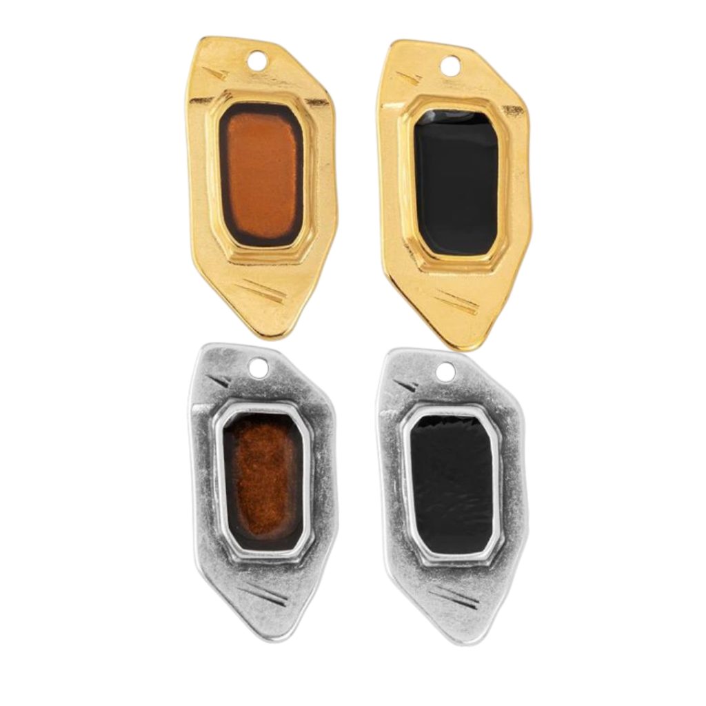 γεωμετρικό charm με χρώμα