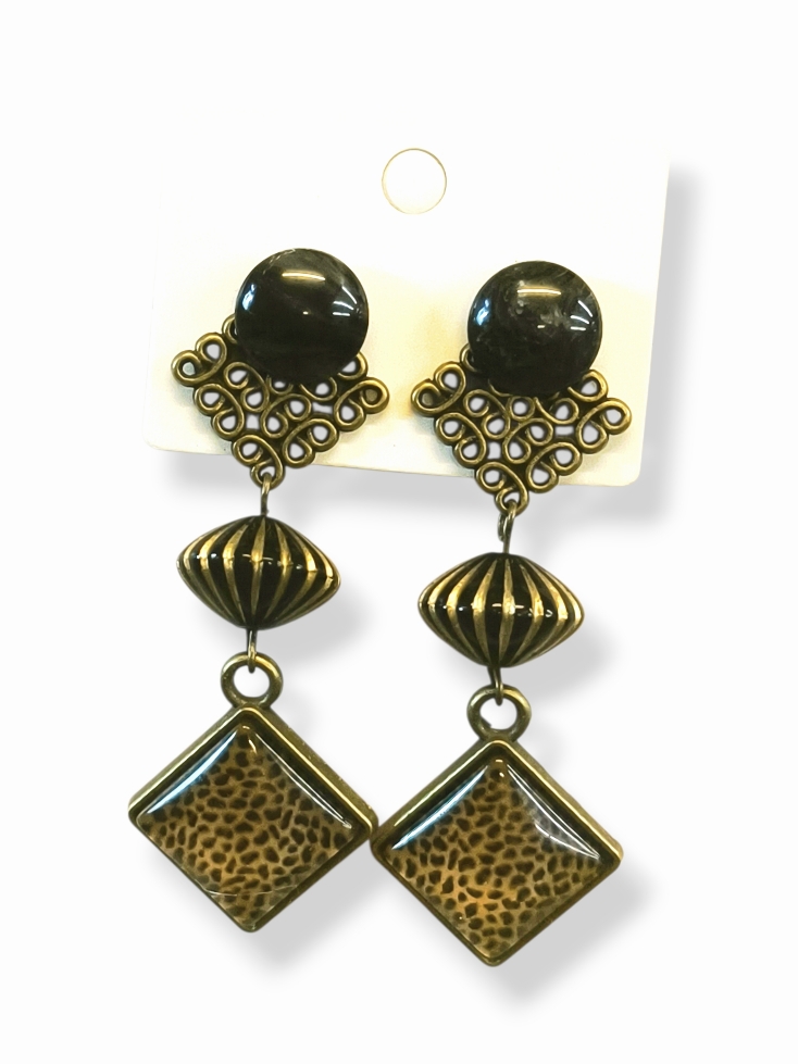 Χειροποίητα σκουλαρίκια vintage σε αντικέ μπρονζέ