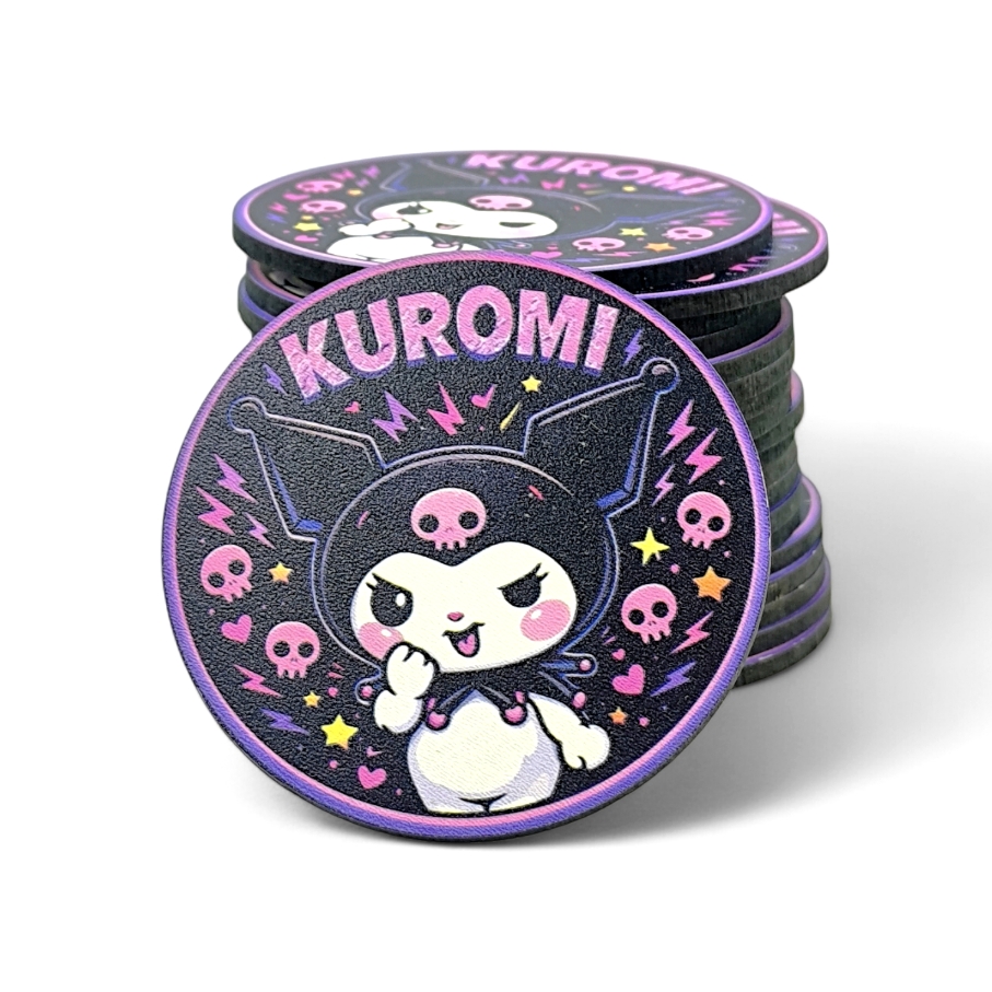 Ξύλινο διακοσμητικό στοιχείο Kuromi 7cm για πασχαλινή λαμπάδα