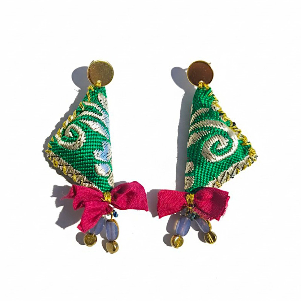 σκουλαρίκια φυλαχτά